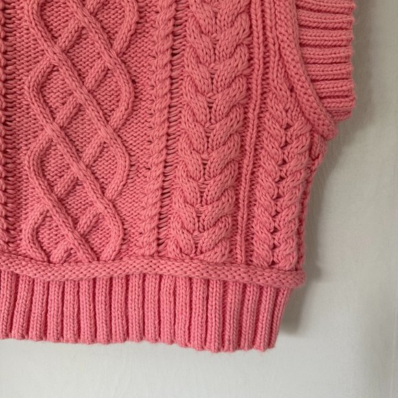 NWT Crop Knit Vest - Picture 4 of 5